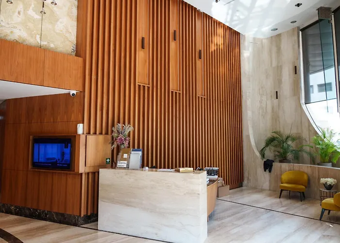 Skyhigh 360 Gym & Pool *