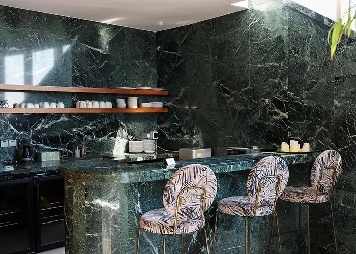 Skyhigh 360 Gym & Pool *