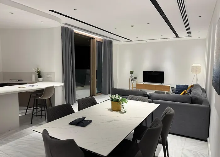 Skyhigh 360 Gym & Pool * Nicosia