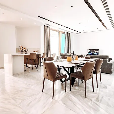 Wealthystays Skyhigh Apartment *
