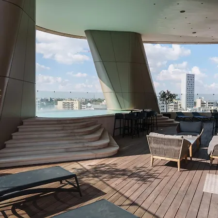 Apartment Wealthystays Skyhigh